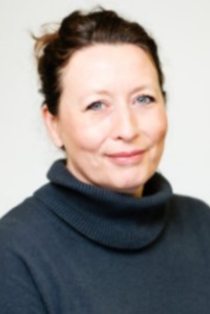 Prof Natalie Hammonds headshot