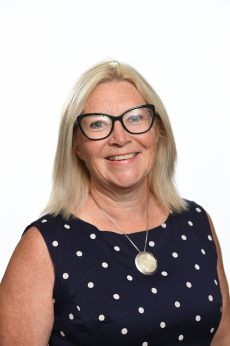 Alison Borretts headshot